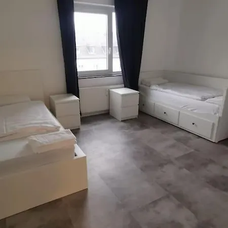 Herzhafte Mitten In Appartement Cologne